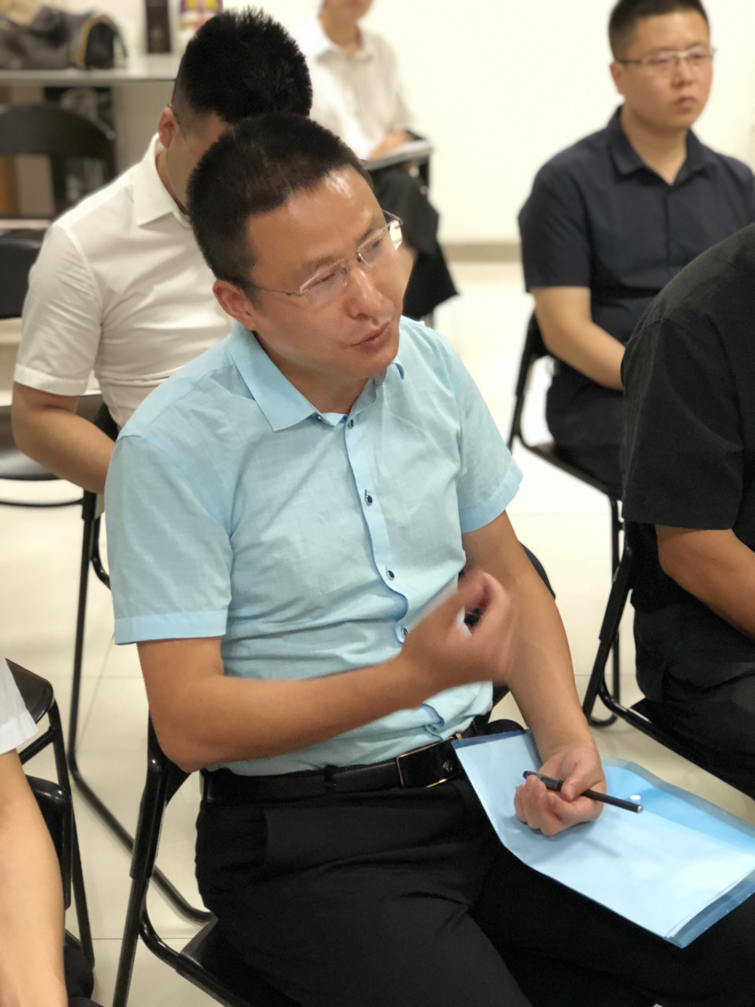 市人大检查团来我所检查《律师法》执行情况 2019.7.23本站讯(图3) 市人大检查团来我所检查《律师法》执行情况 2019.7.23本站讯(图3)