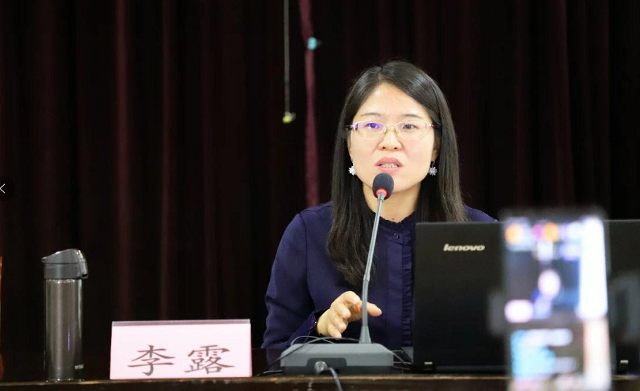 西安市妇女儿童法治宣传教育“千村行”灞桥专场线上线下同步进行 2020.7.20本站讯(图1) 西安市妇女儿童法治宣传教育“千村行”灞桥专场线上线下同步进行 2020.7.20本站讯(图1)