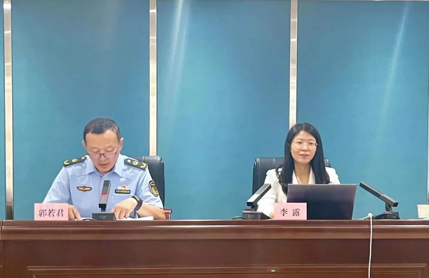 西安市市场监管综合执法支队工会委员会开展“民法典与生活同行”主题宣讲活动2022.6.23本站讯(图1) 西安市市场监管综合执法支队工会委员会开展“民法典与生活同行”主题宣讲活动2022.6.23本站讯(图1)