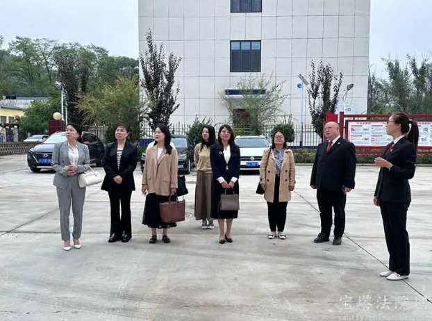 陕西省婚姻家庭专业委员会赴枣园人民法庭学习交流2023.9.22本站讯(图2) 陕西省婚姻家庭专业委员会赴枣园人民法庭学习交流2023.9.22本站讯(图2)