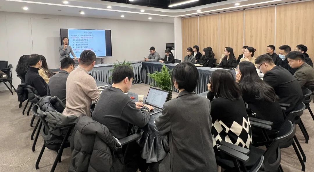 律所新闻 | 陕西许小平律师事务所青年律师“卓越”培训计划第二十期成功举行2024.1.29本站讯(图2) 律所新闻 | 陕西许小平律师事务所青年律师“卓越”培训计划第二十期成功举行2024.1.29本站讯(图2)