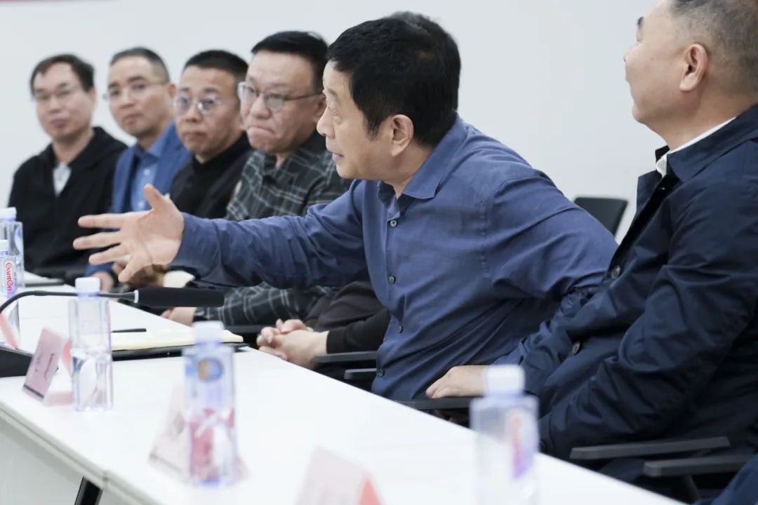 律所新闻丨西安市政协副主席肖西亮带队赴陕西许小平律师事务所视察调研2024.4.16本站讯(图8)